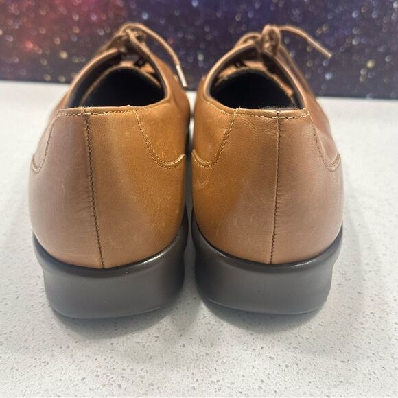 SAS Petra Tan Comfort Moccasin Casual Lace Up Loafer Sz 9 Made in USA - Picture 4 of 8